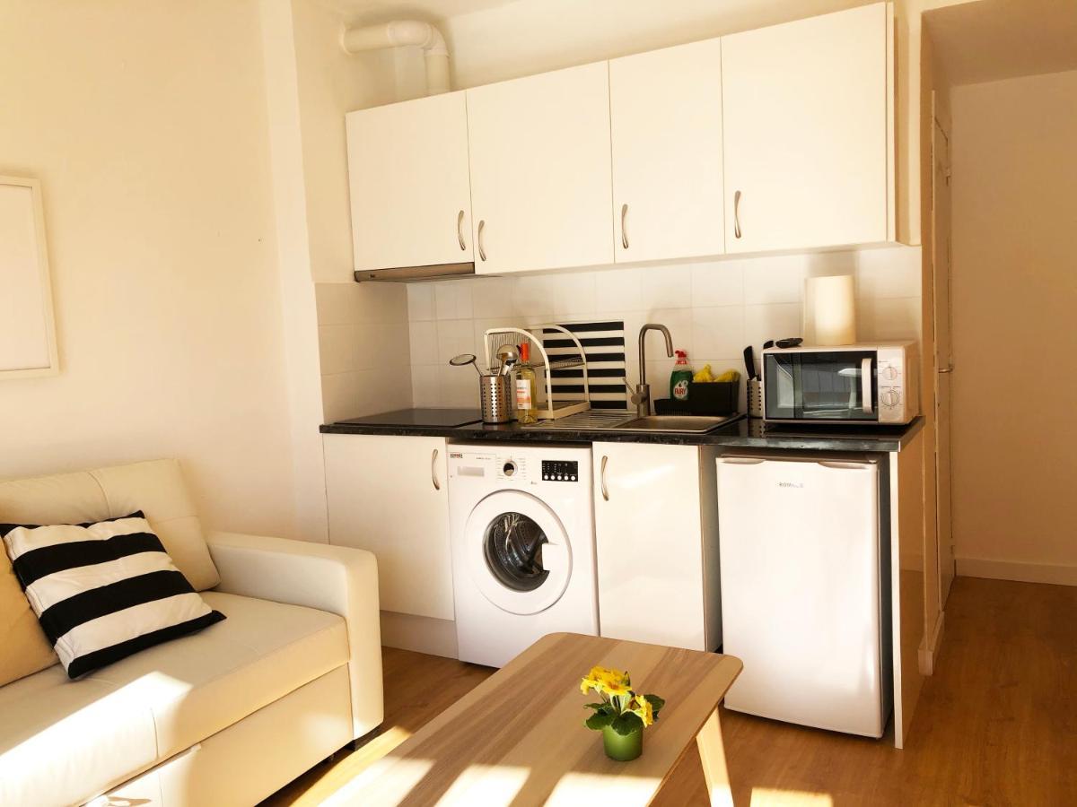 Lovely Seaside Apartment In Front Of Calafell Beach And Cunit Beach Segur de Calafell Exterior photo